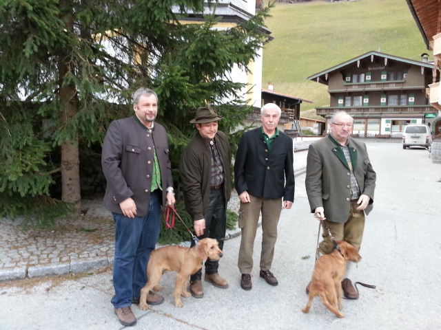 Zoom-In Hundekäufer aus Kasachstan